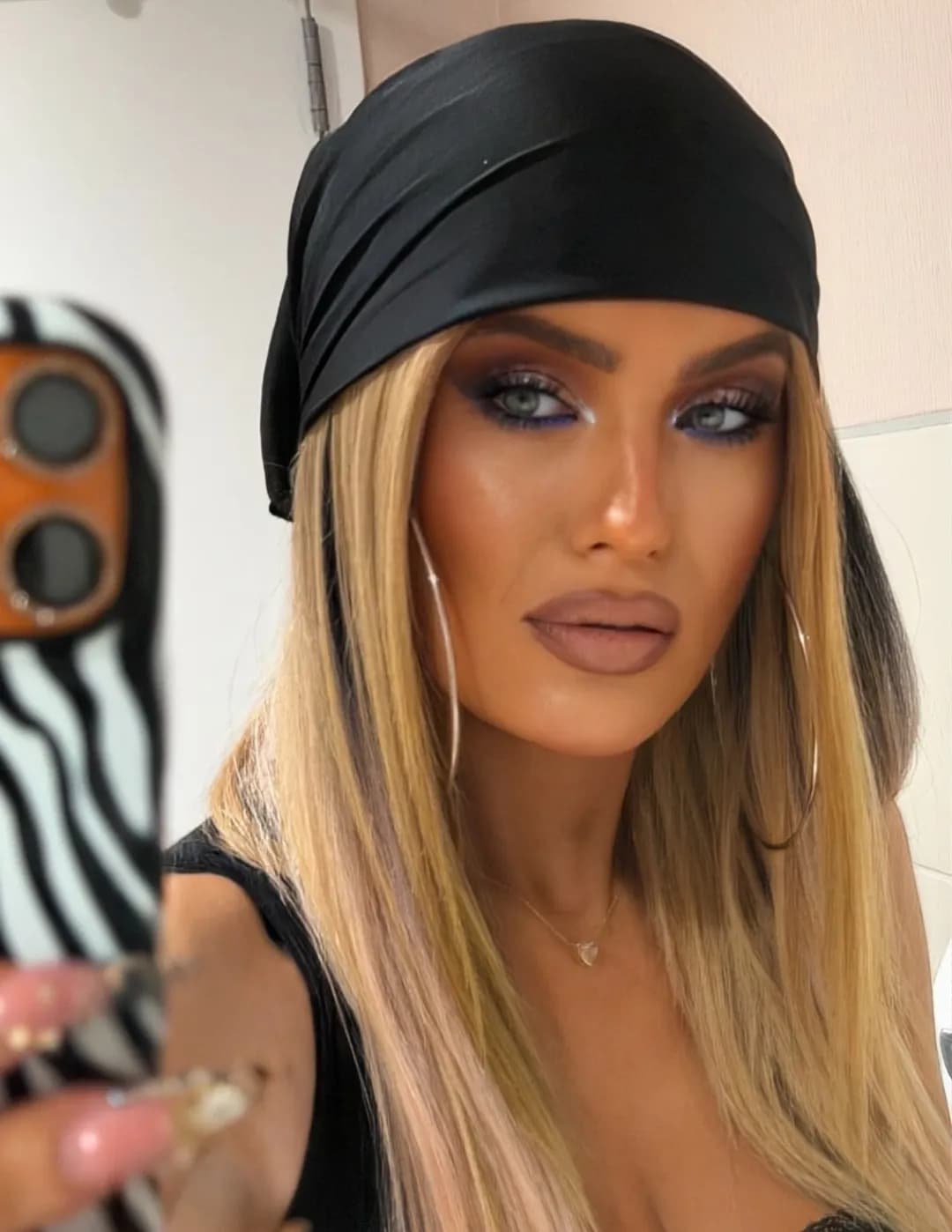 Courtney image