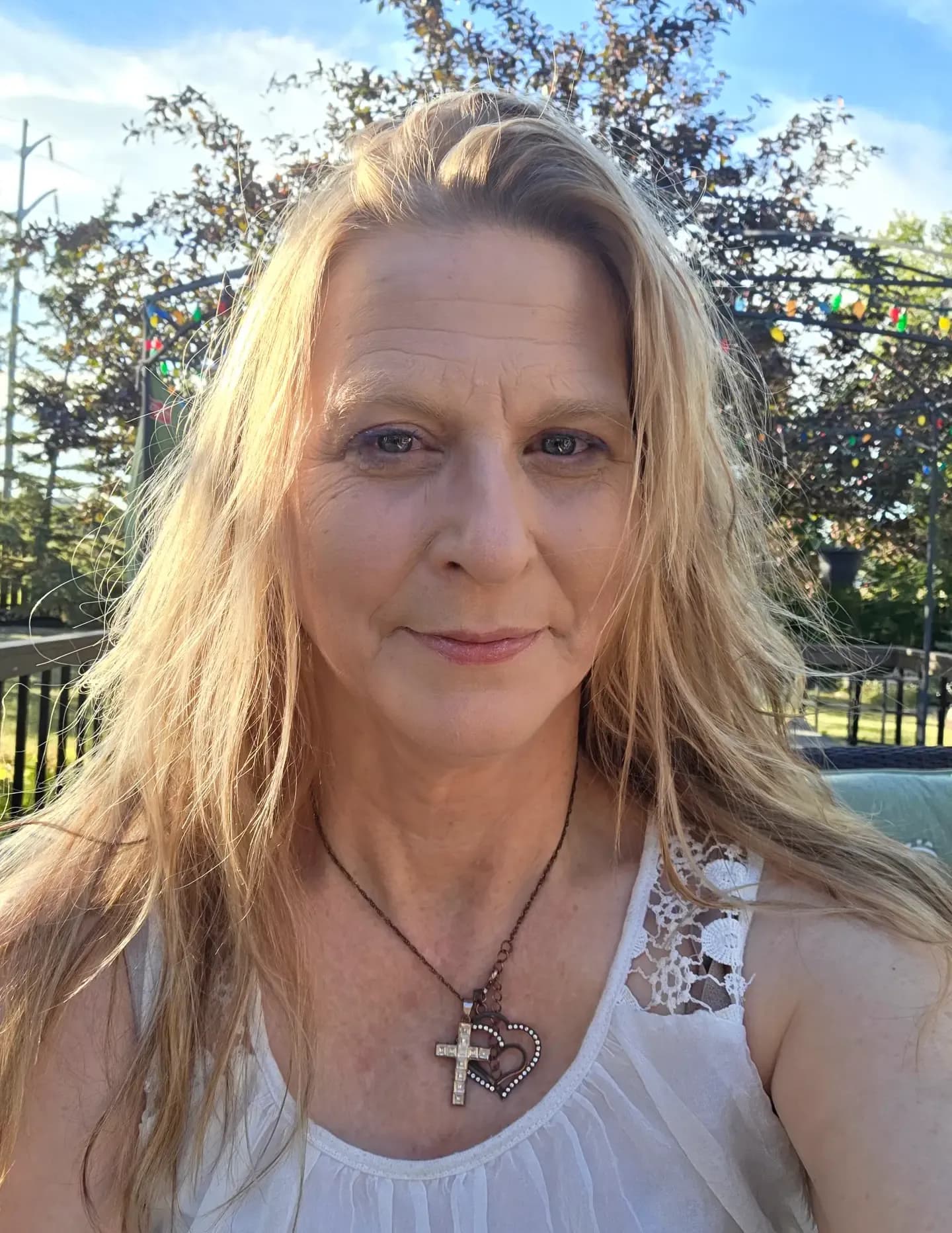 ELLYMAECANADA image
