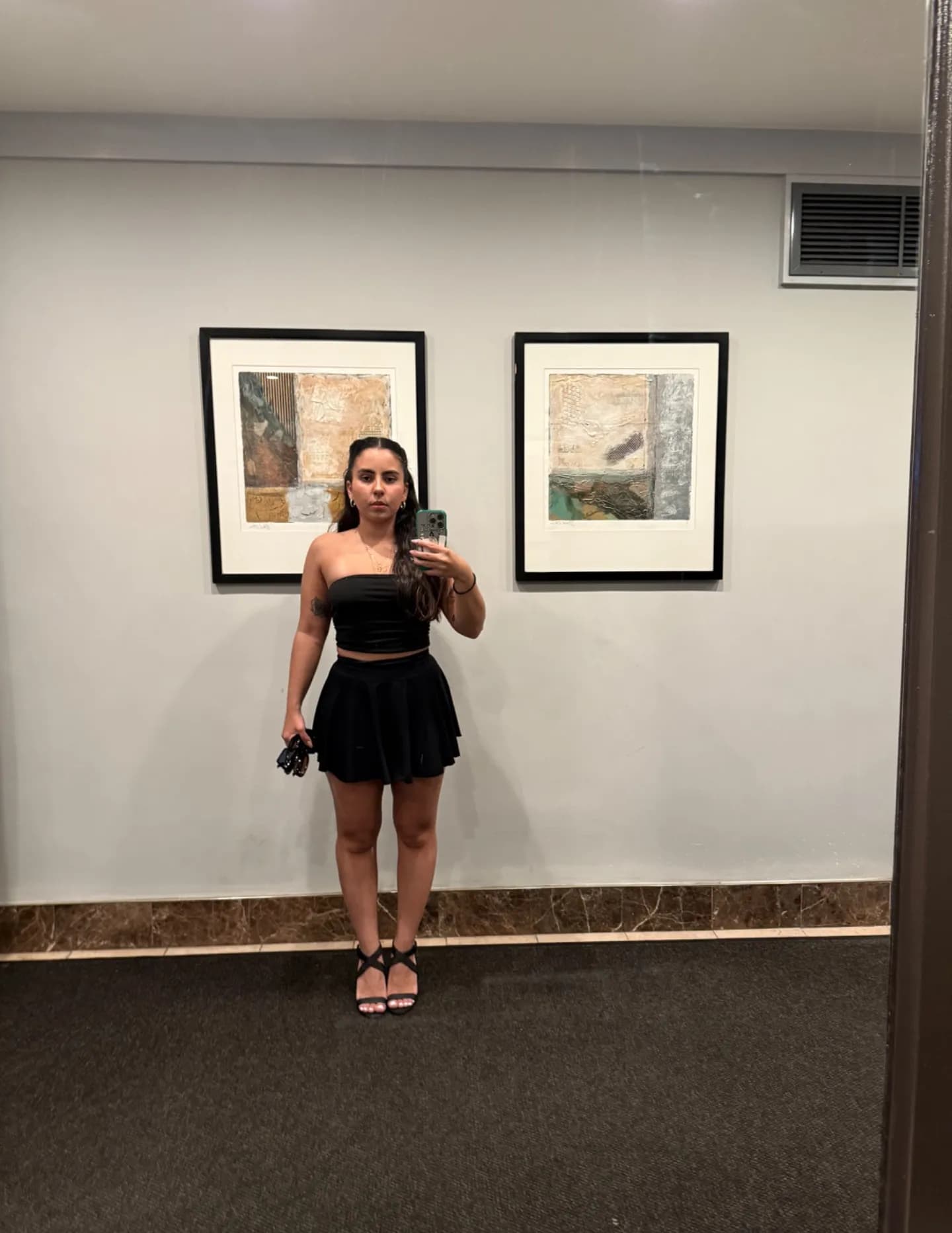 Gabby Mandelli image