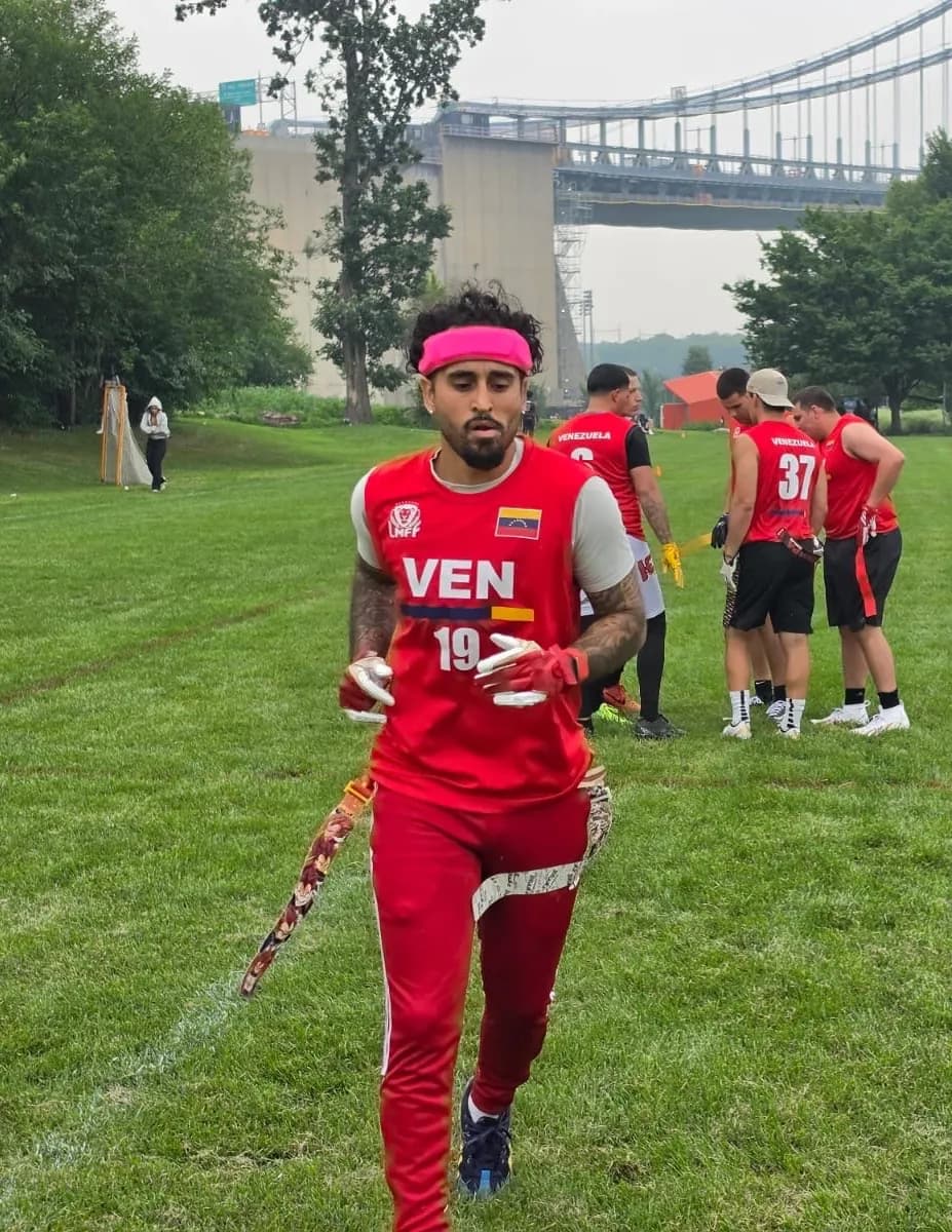 competitor aADew