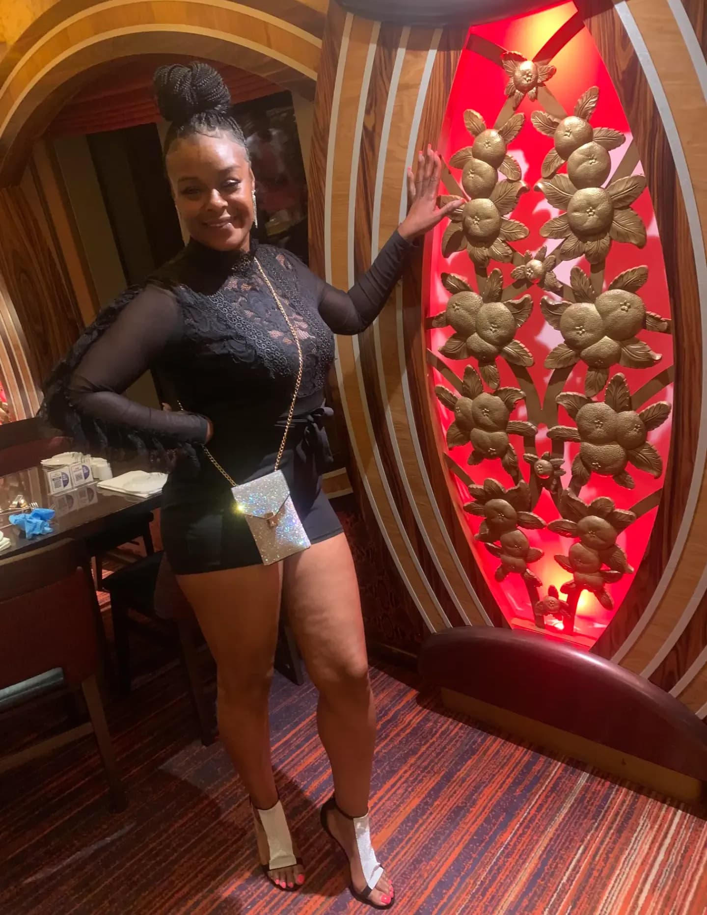 Tenishia Staples image