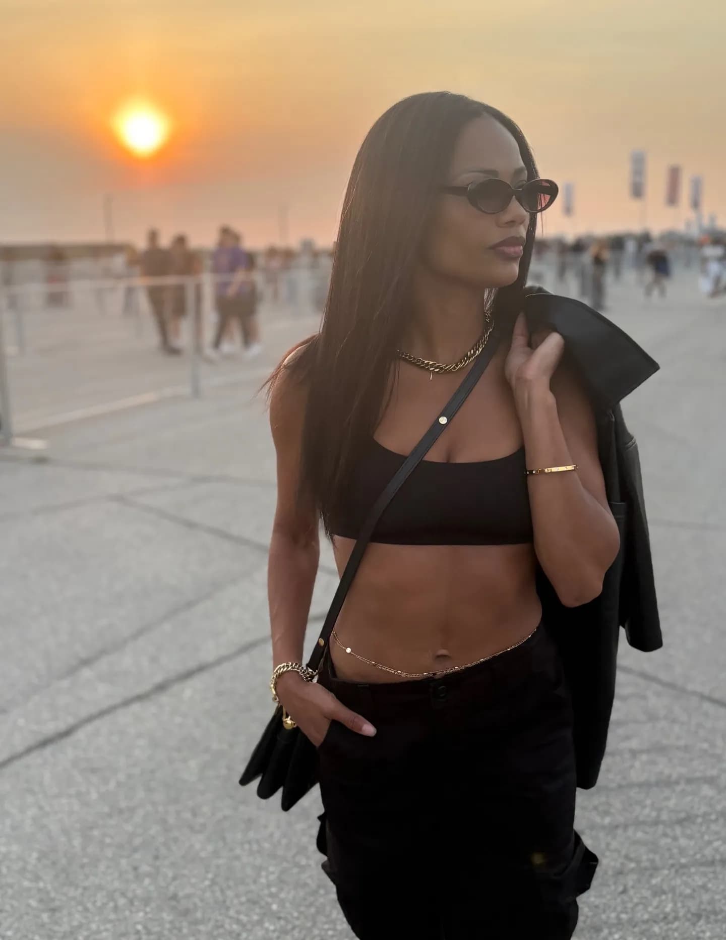 @tamaram.xo image