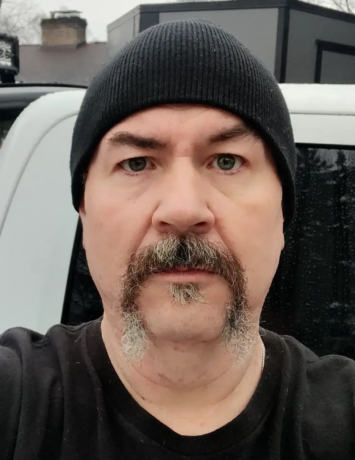 DJ Hosstache image