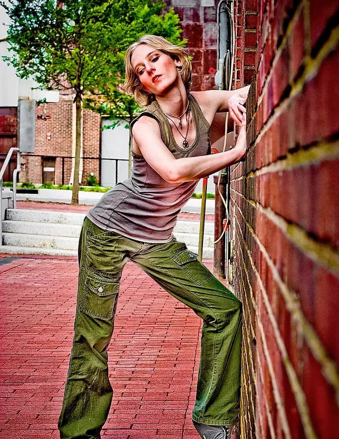 Michael Avon image