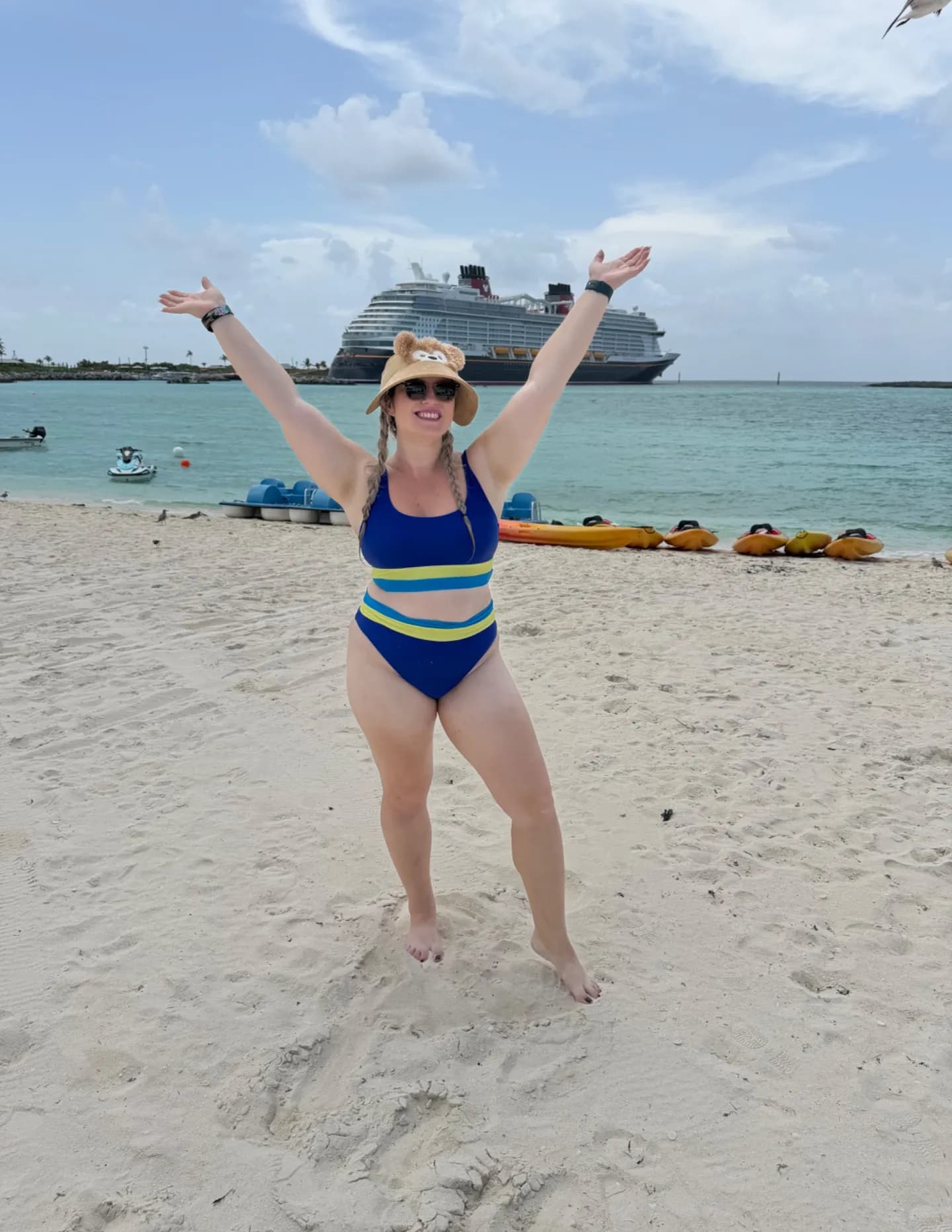 Themagicallifeofmiranda image
