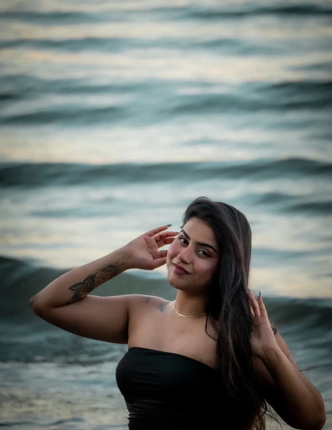 Loviiee image