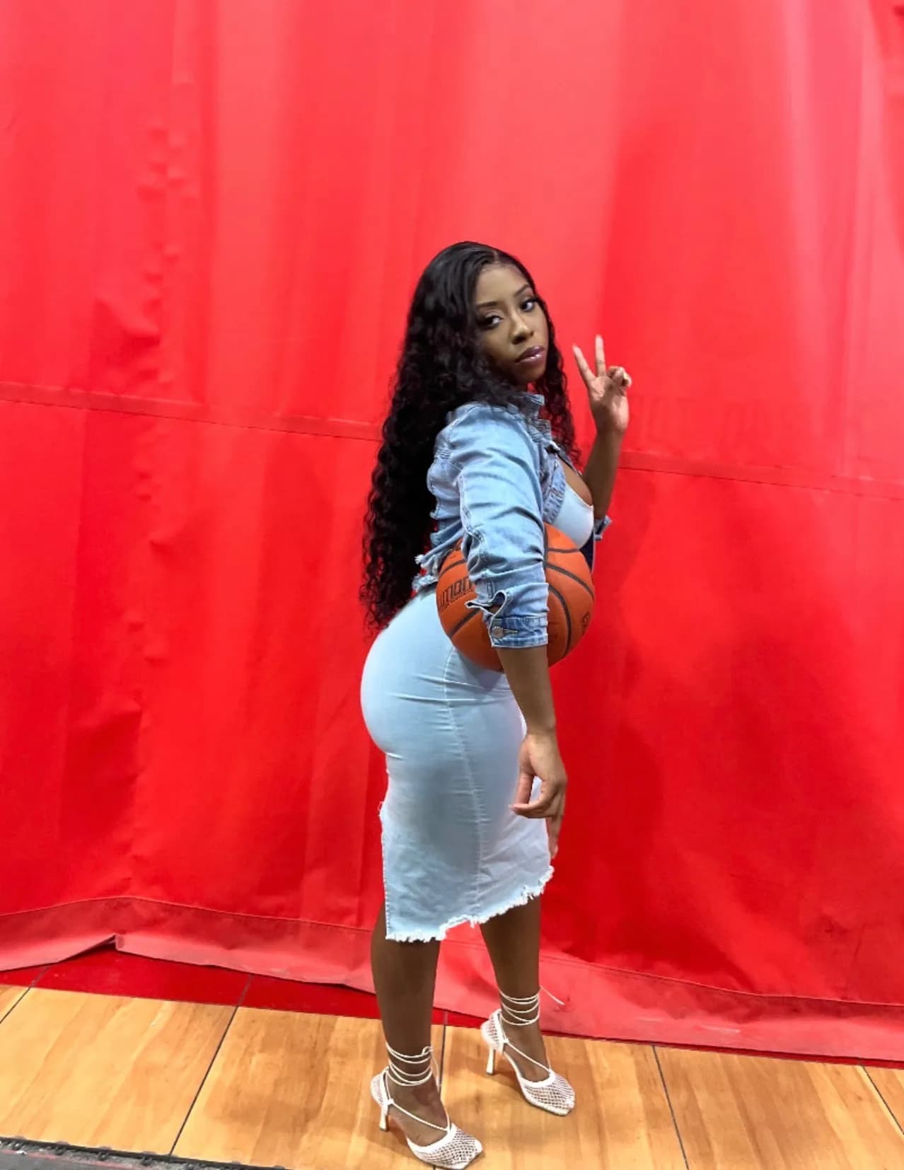 Janetsamz image