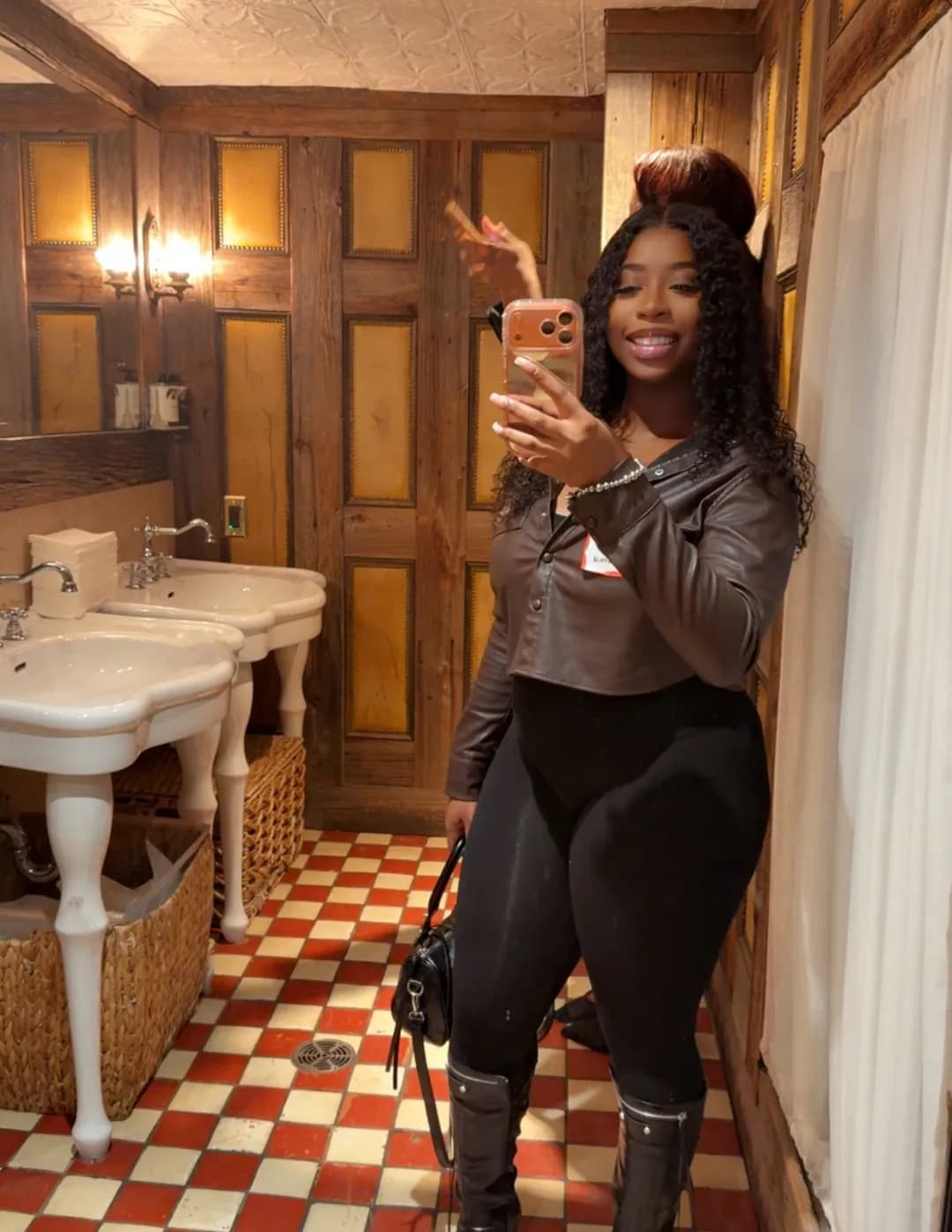 Janetsamz image