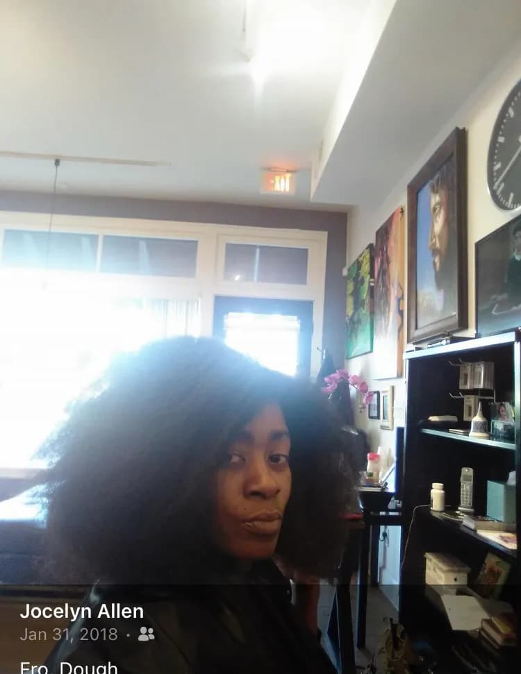 Jocelyn Allen image