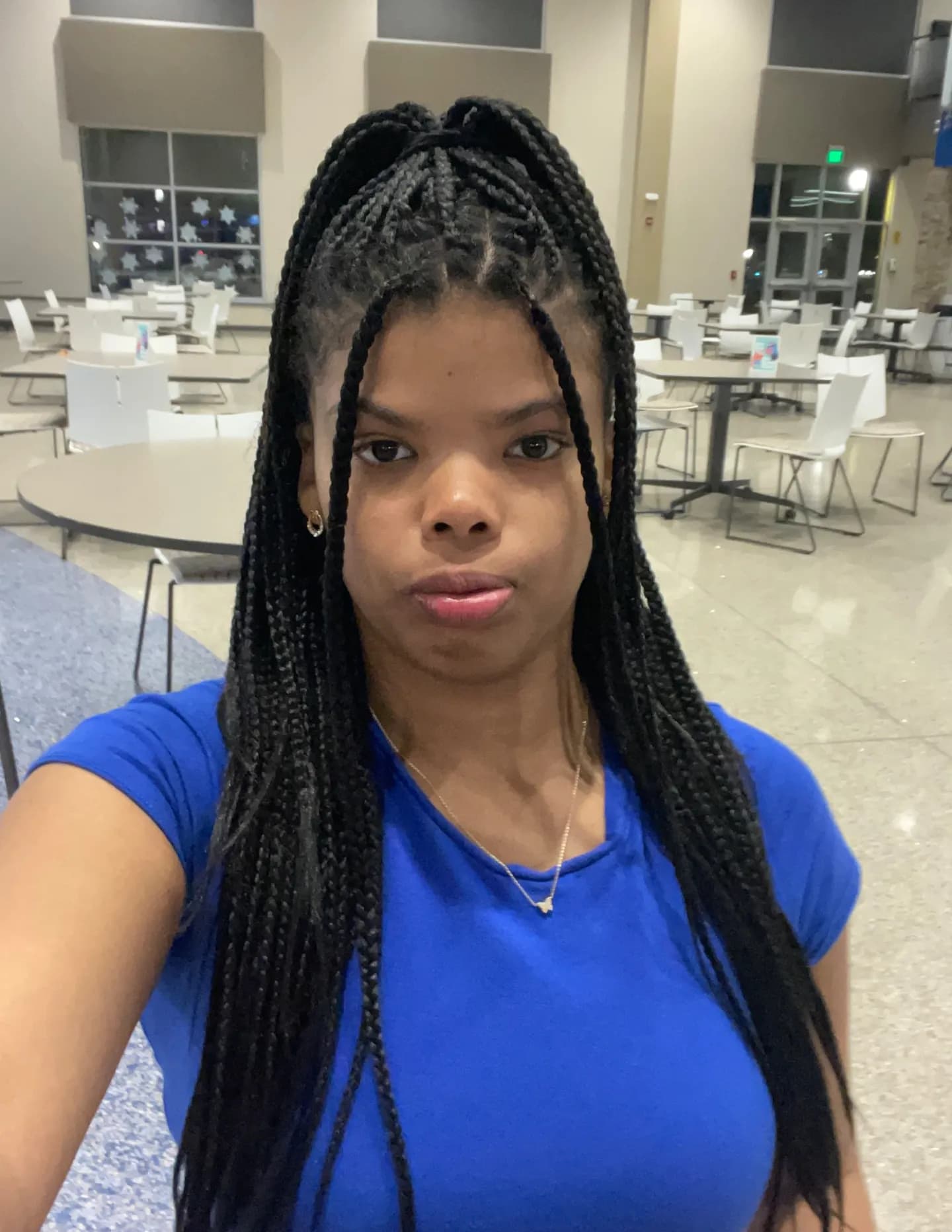 competitor ylnEE