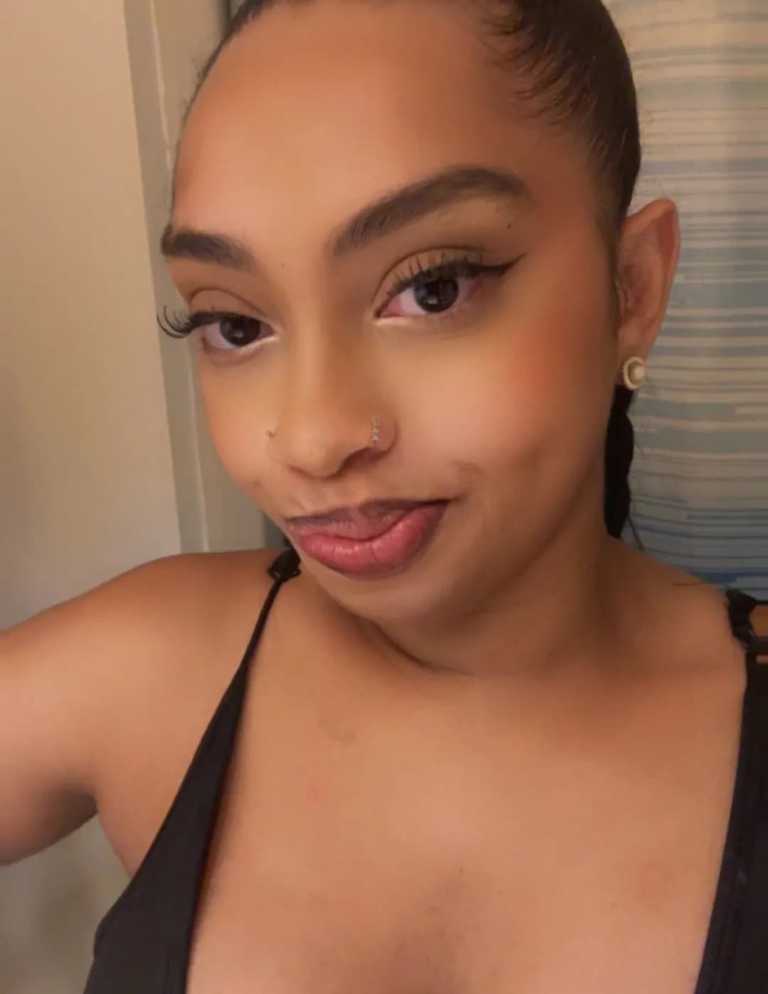 Nicole C.  image
