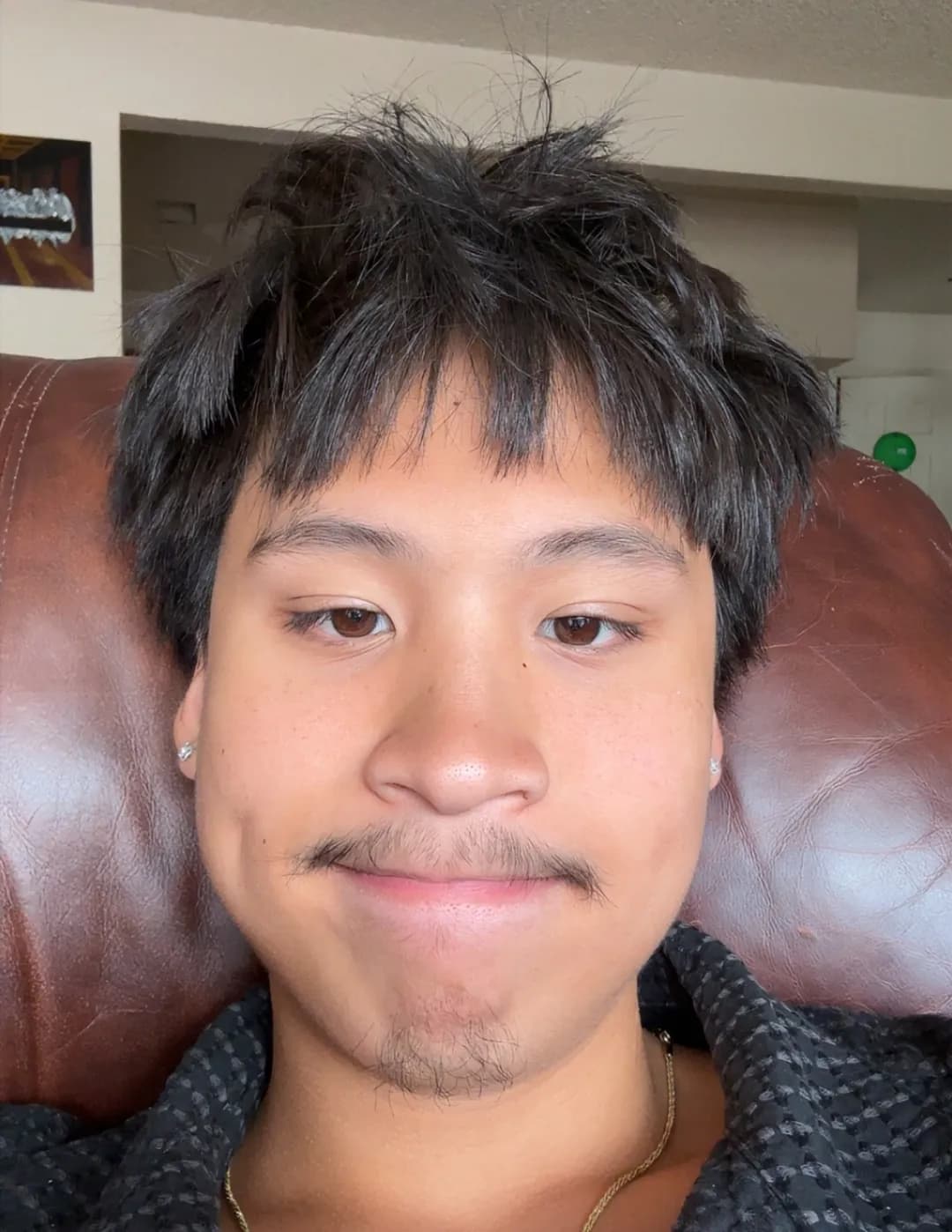 competitor eEPjW