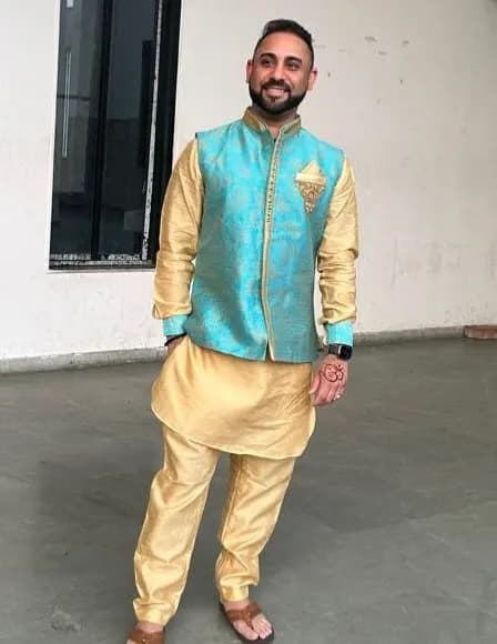Sunny Kapadia image