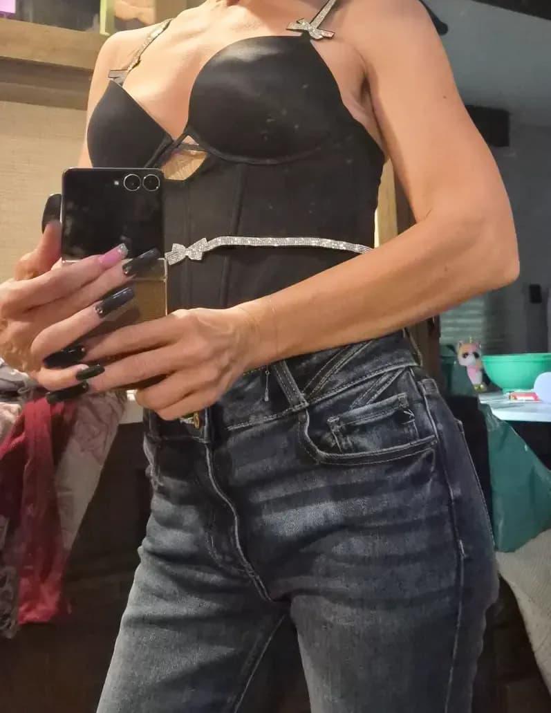 Joanna A image