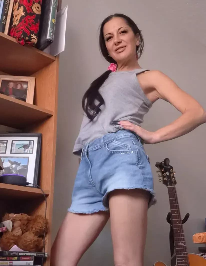 Joanna A image