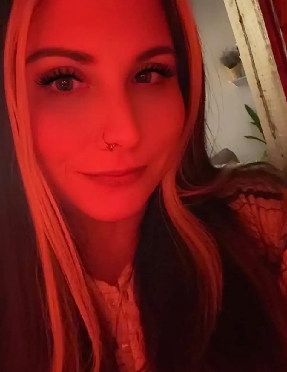 COURTNEY ELIZABETH image