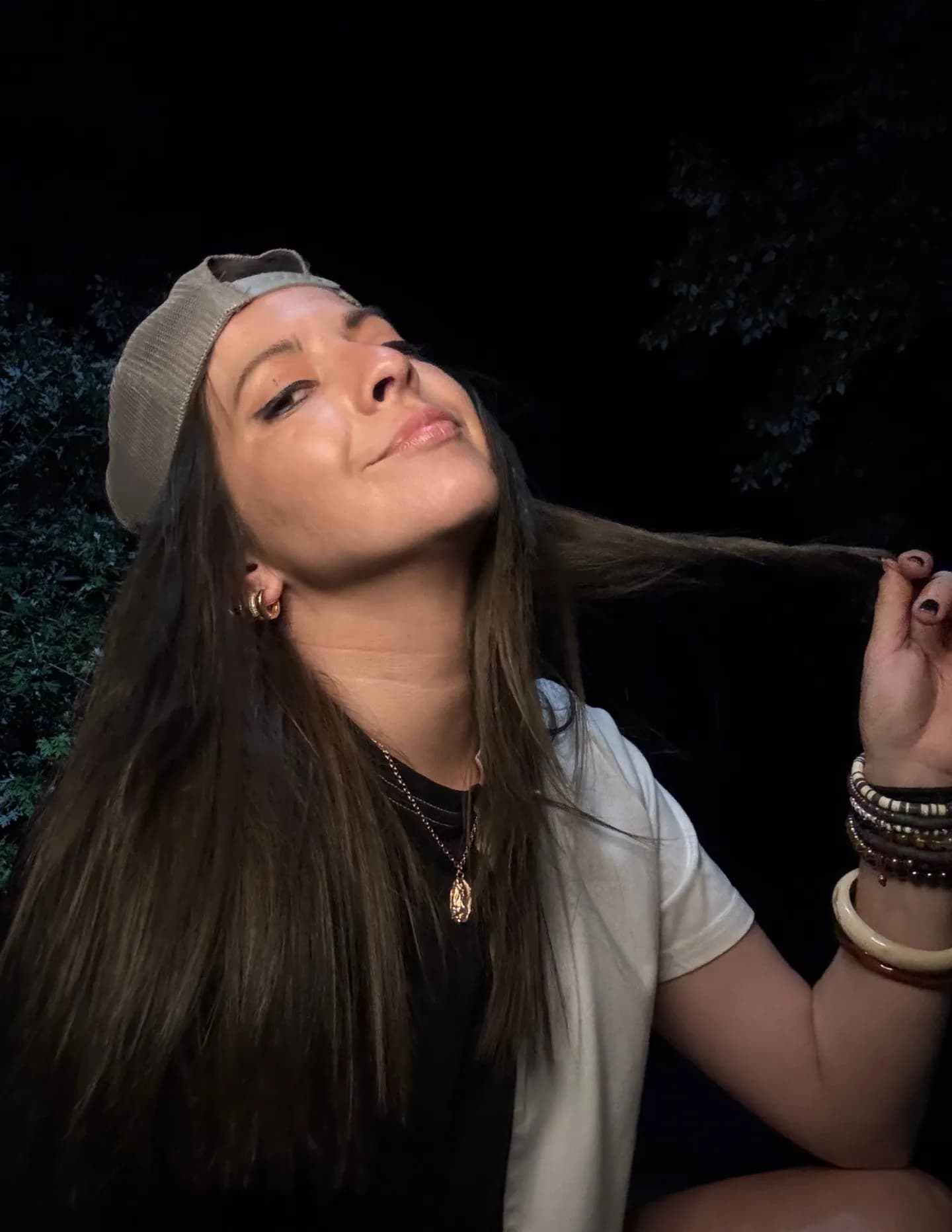 Hale Hippie image