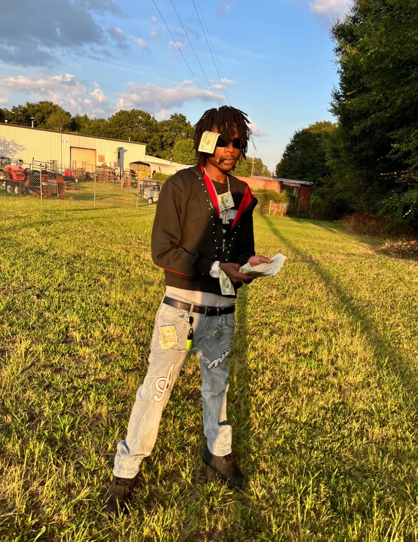 1LuvKel image
