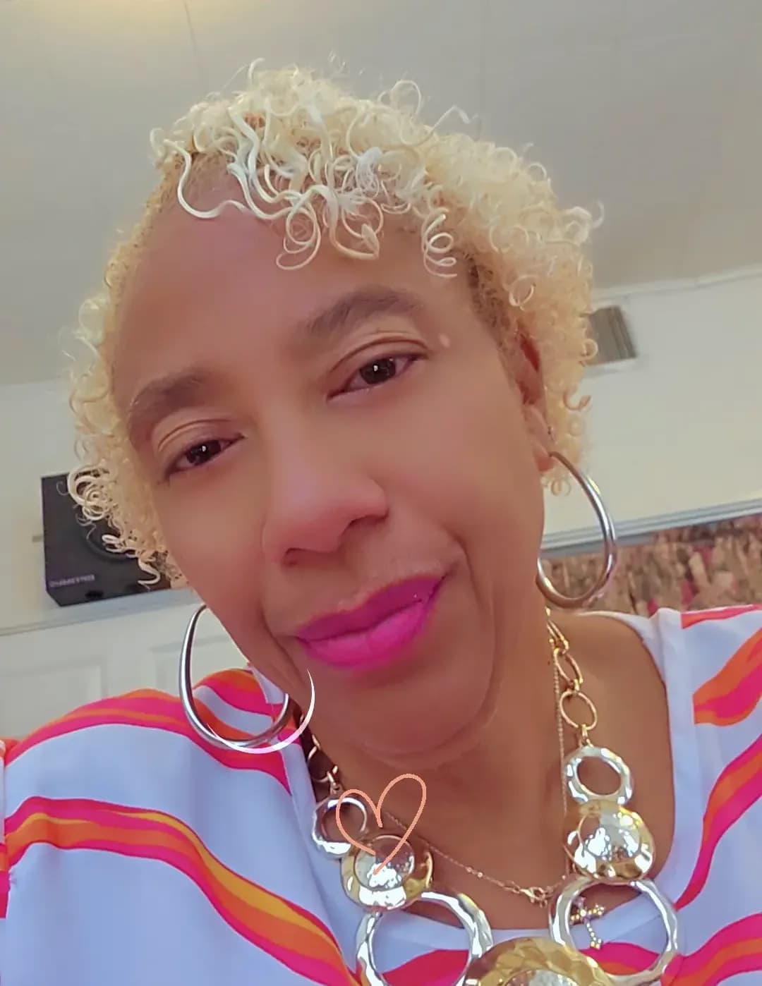 Raechelle Chelly-Chelle image