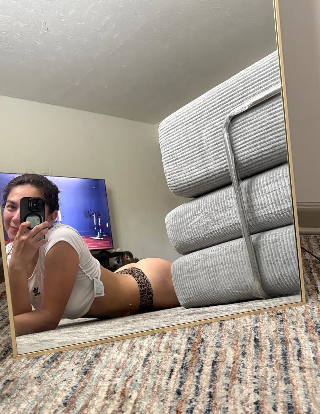 Yasmin image