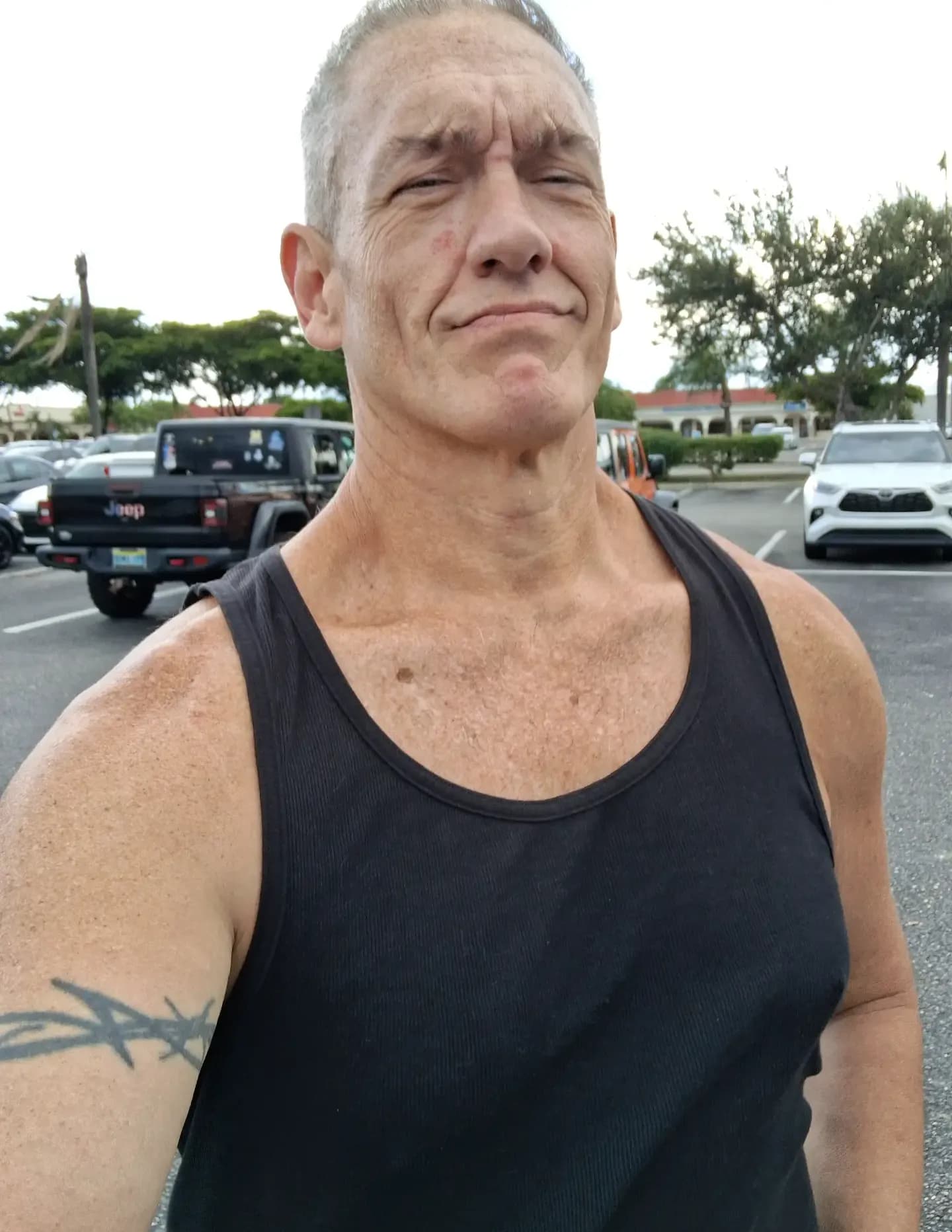 OnetallSteveo image