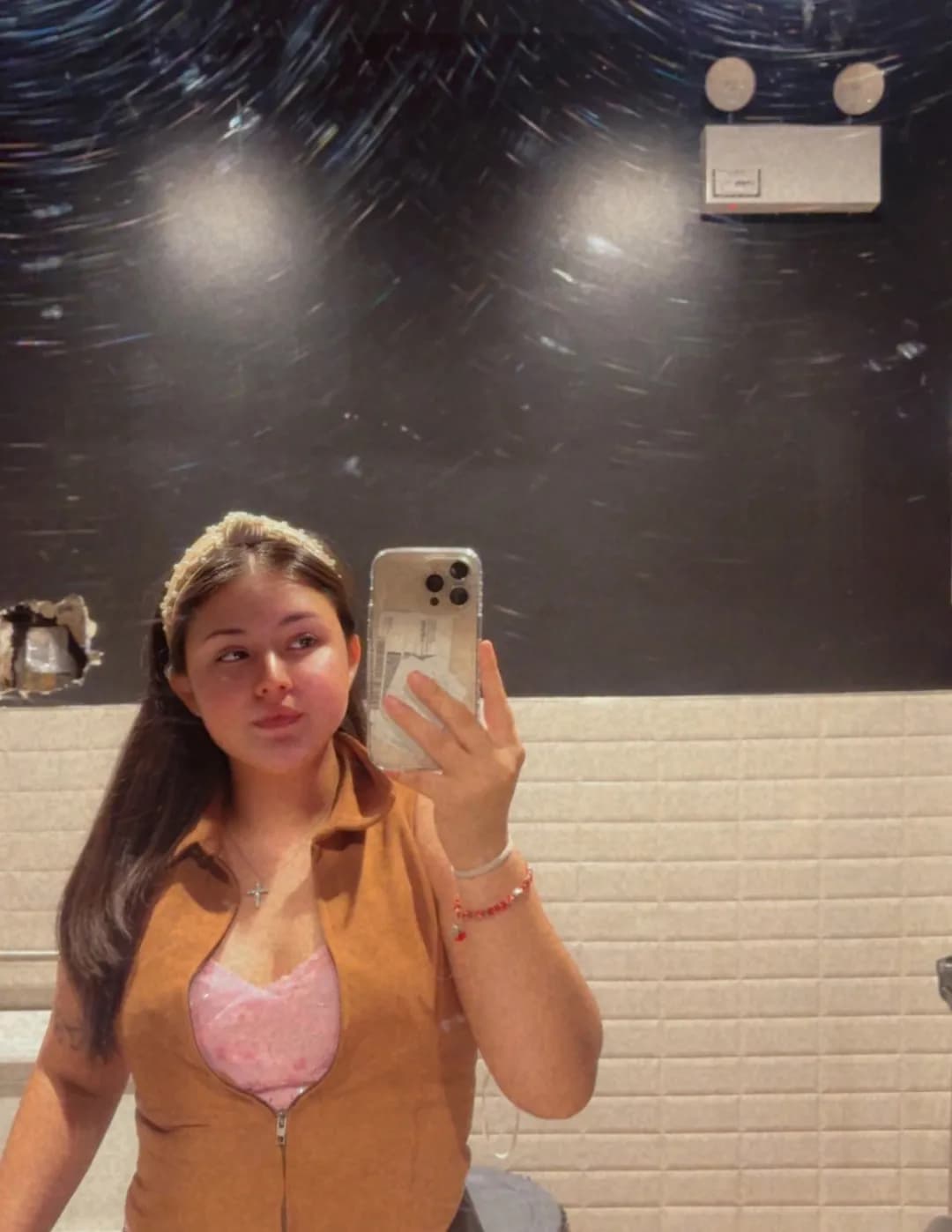 Karen Rubio image