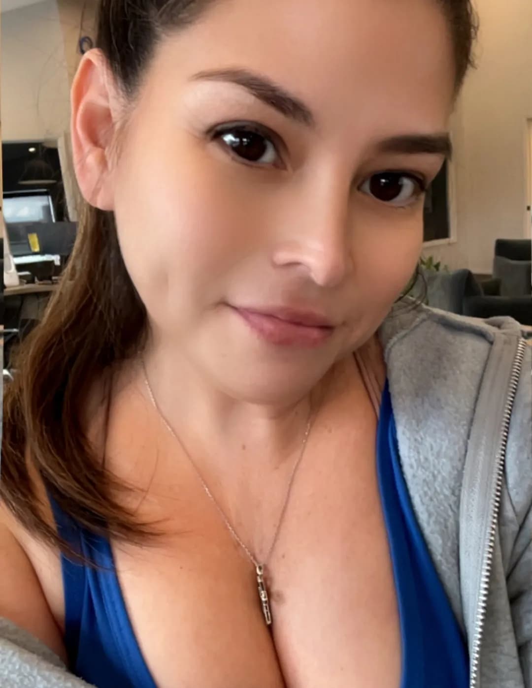 Karina Hernandez image
