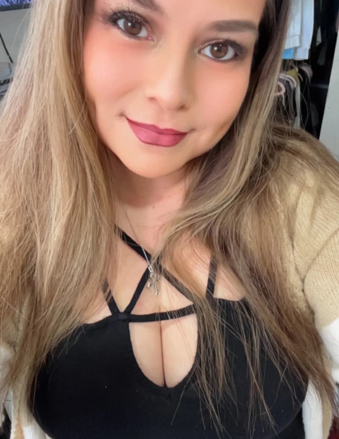 Karina Hernandez image