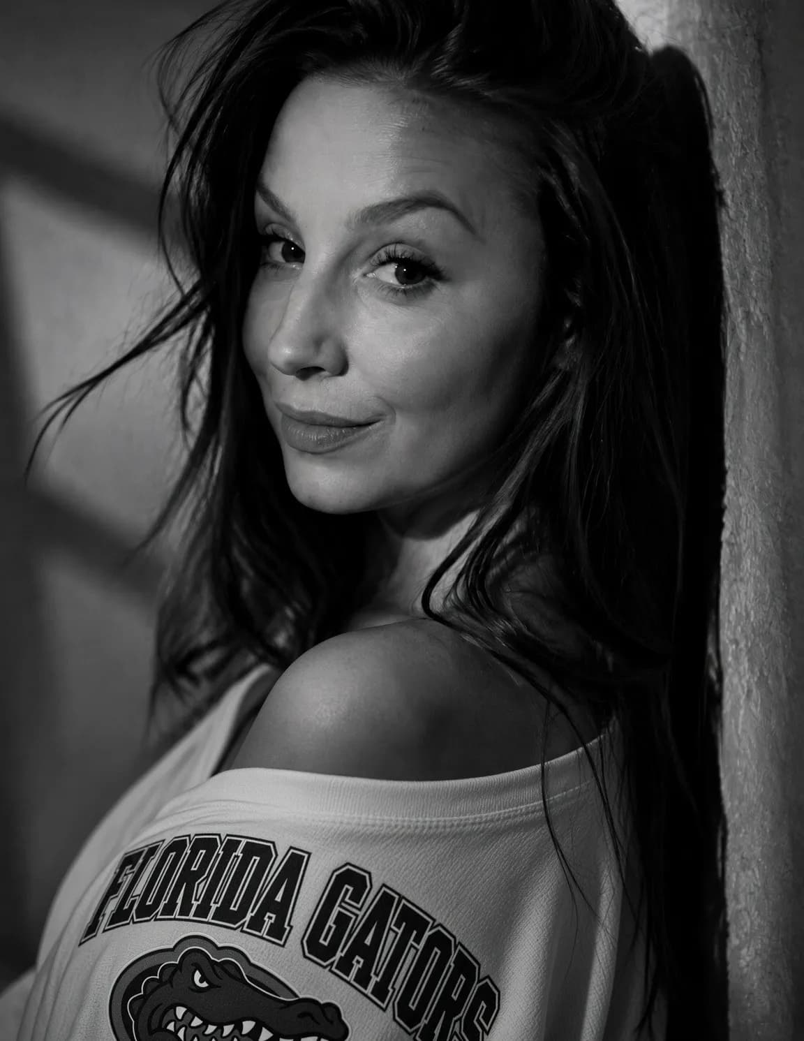 Nikki Mays image