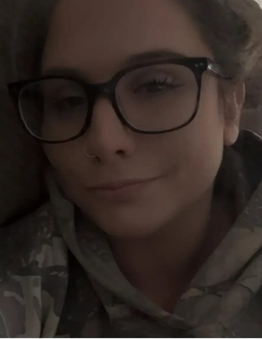 COURTNEY ELIZABETH image