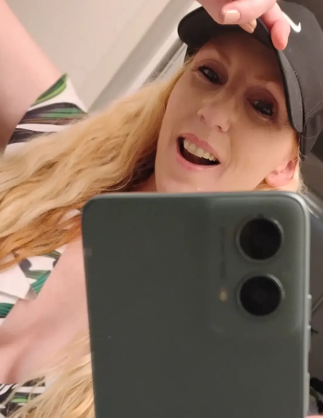 @officiallyjulie17 image