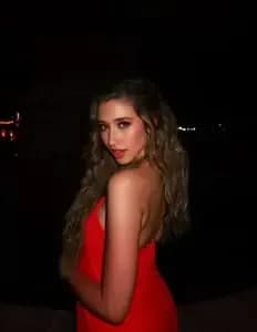 andreaparedess image