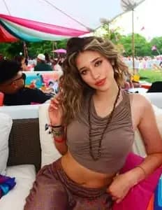 andreaparedess image