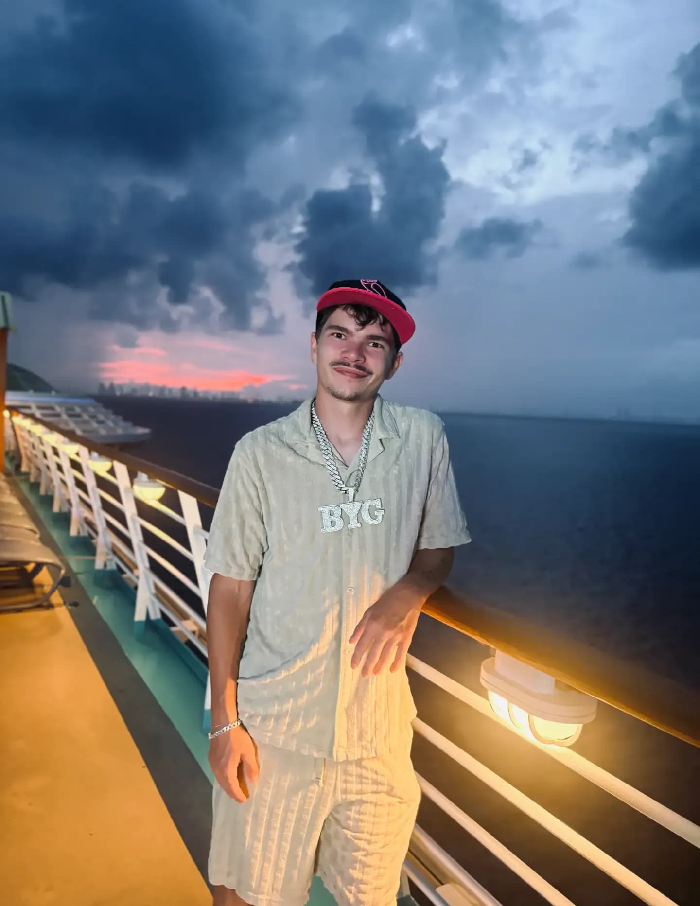 BYG French image