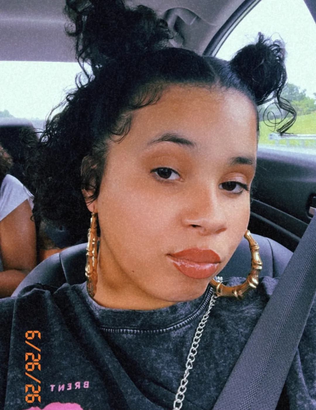 Yannie_Marie18 image
