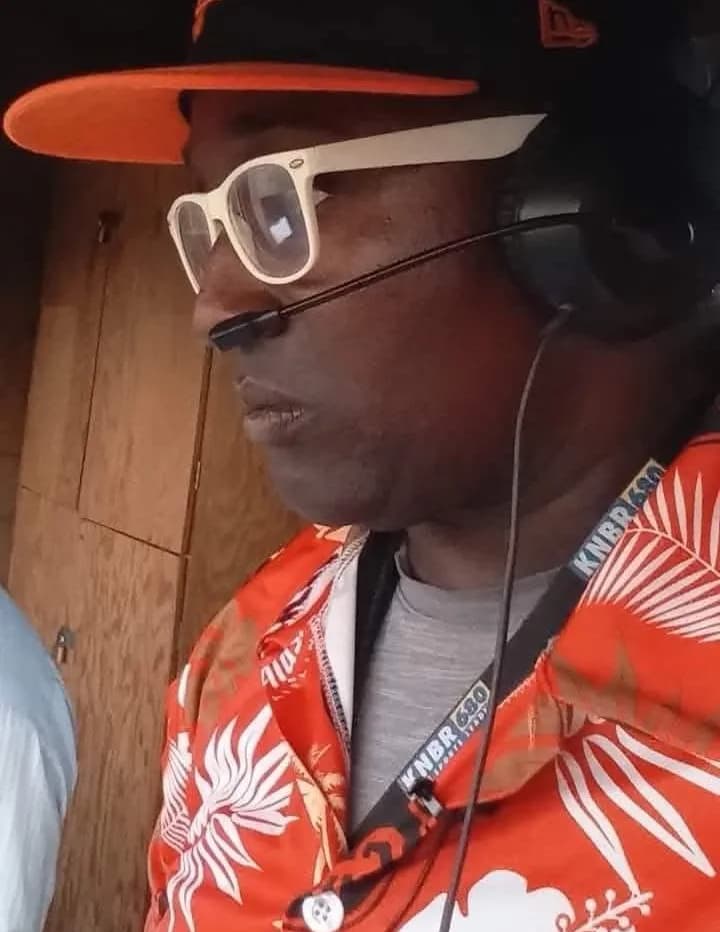 Professor B image
