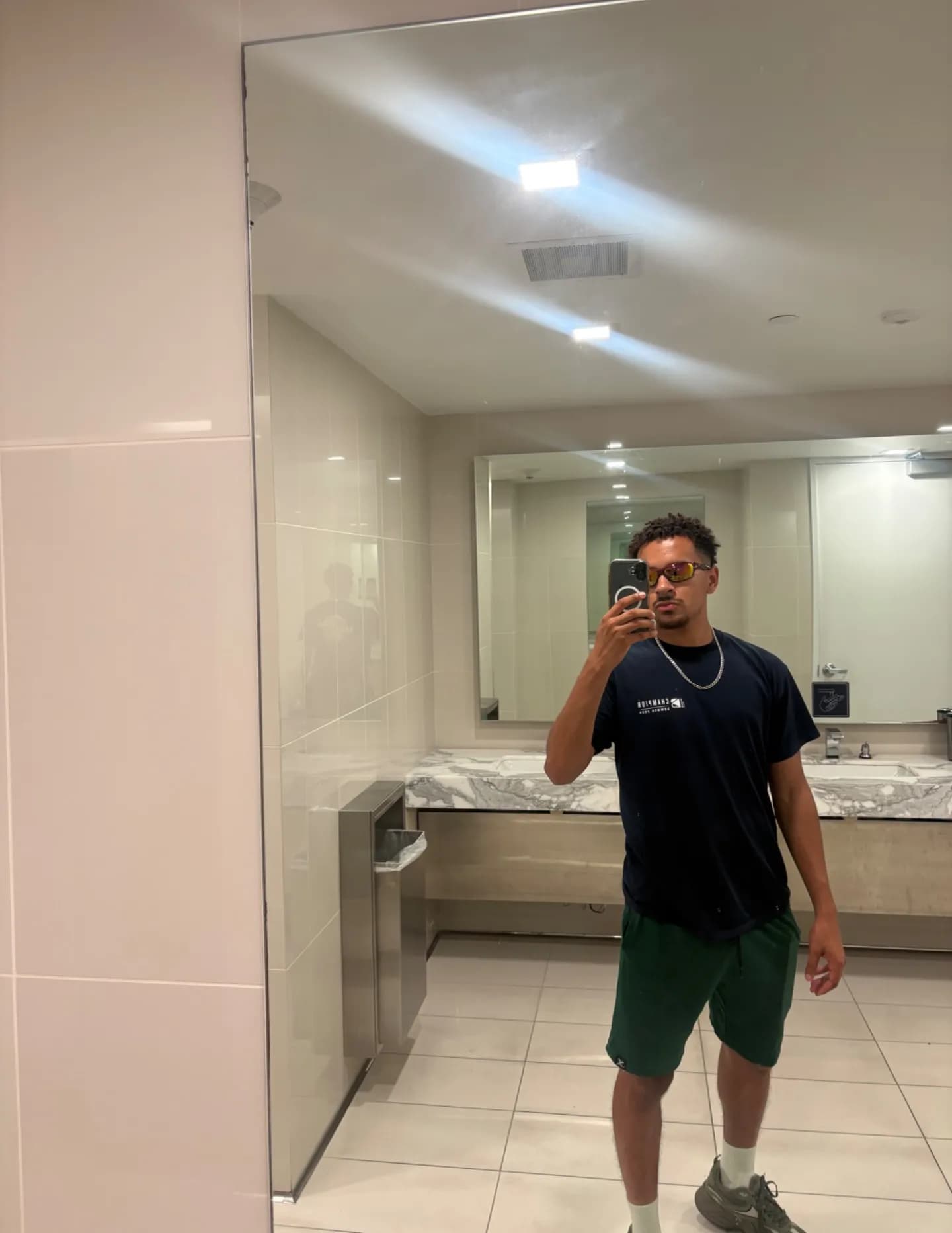 competitor nomve
