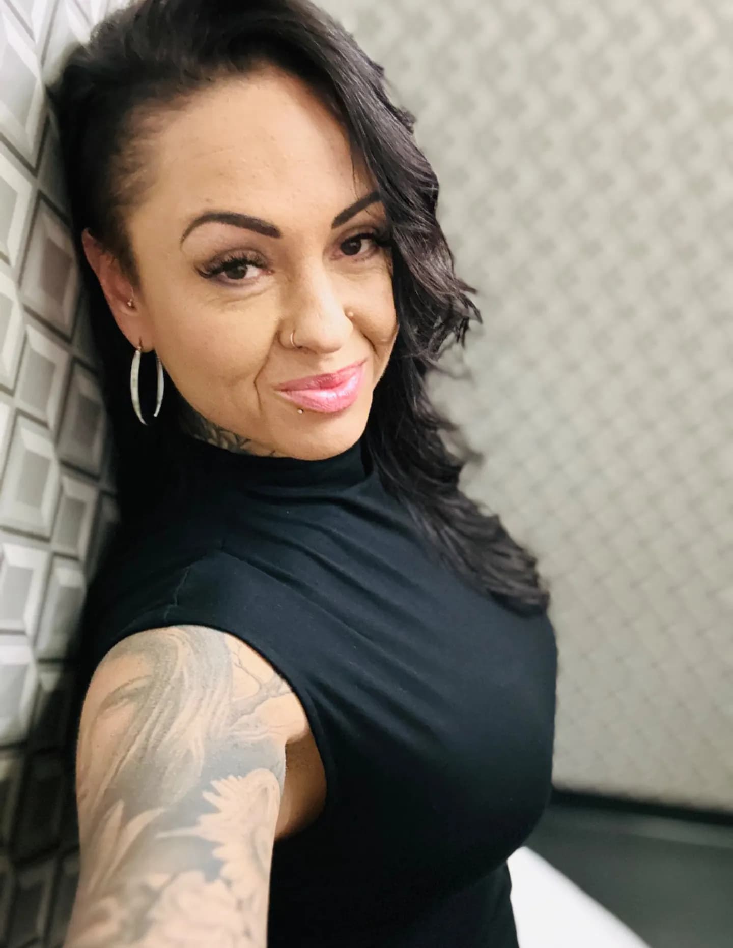 BombshellReign image