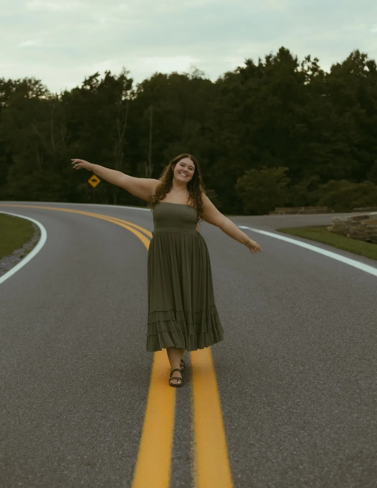 Emily Peck image