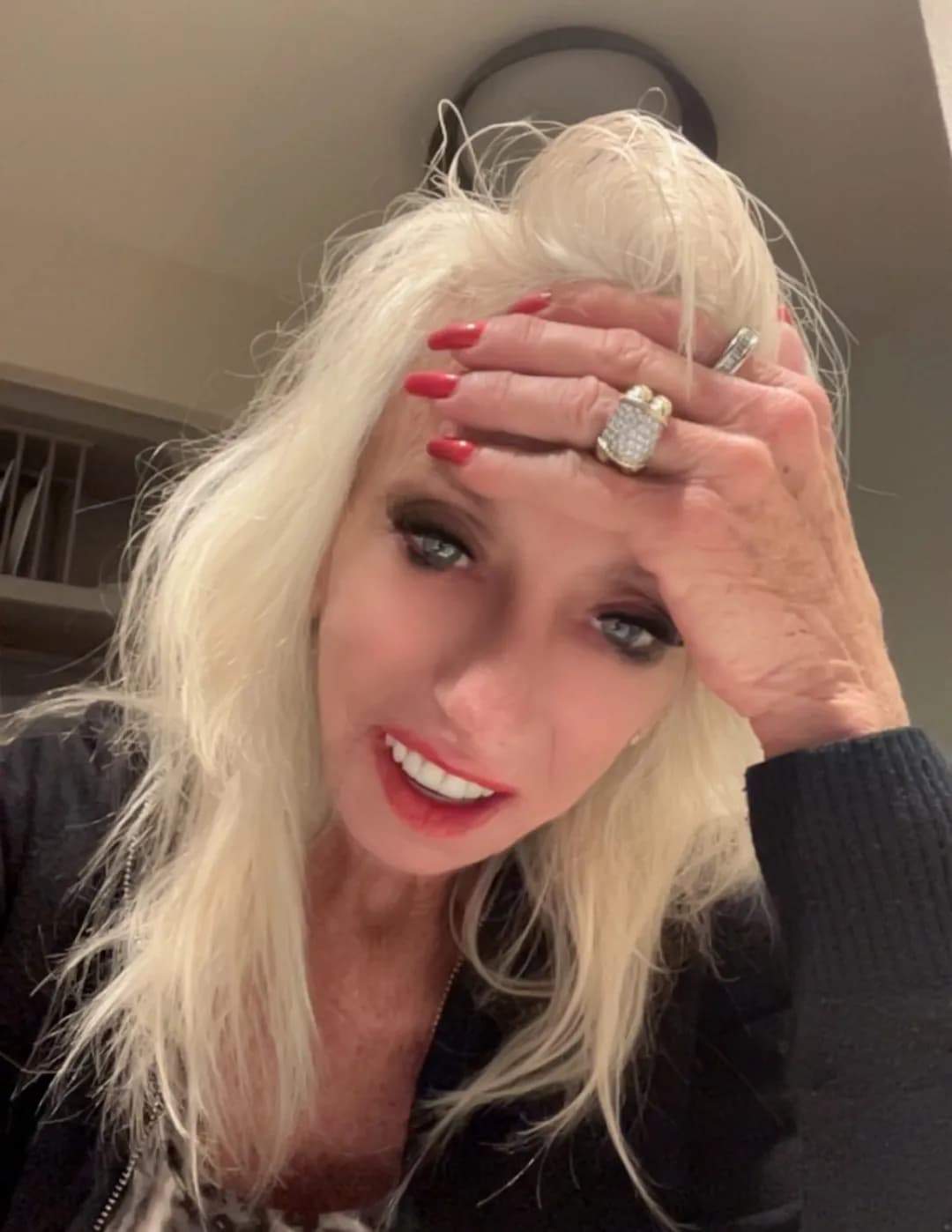 Suzanne Grim image