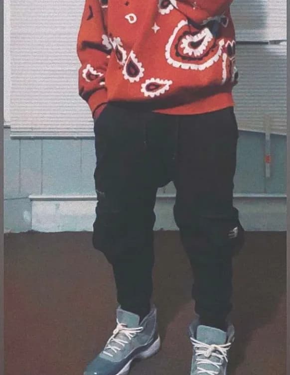 competitor Vy8Og