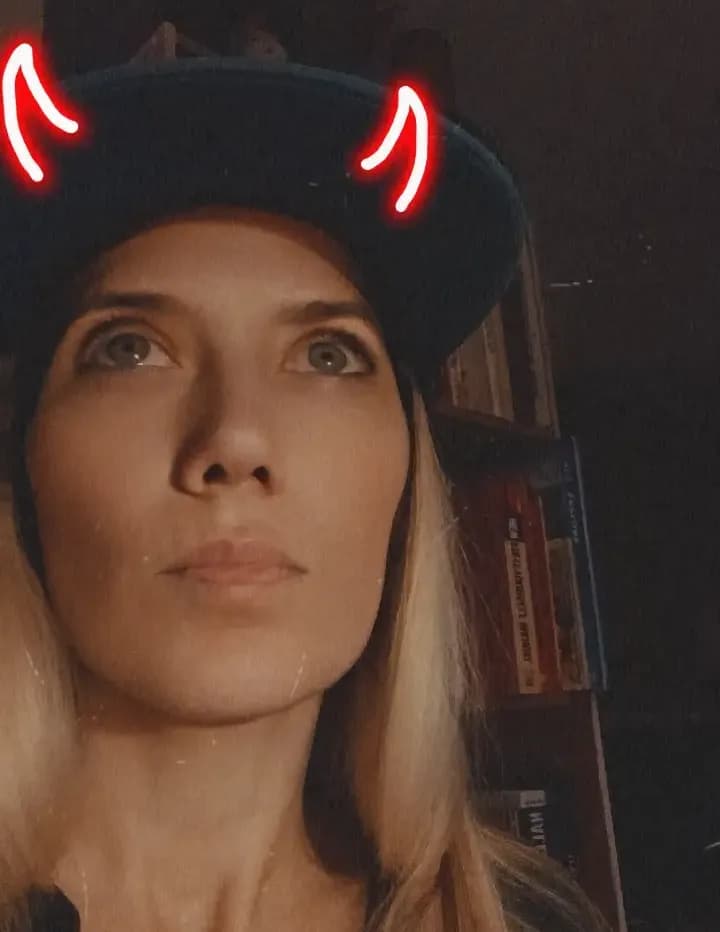 Kelli Marie Robinson image