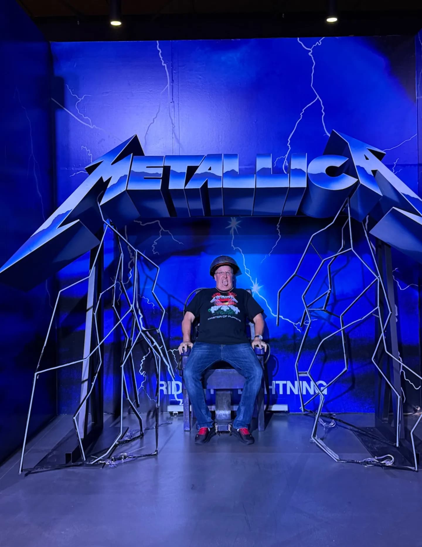 competitor 4JqOw
