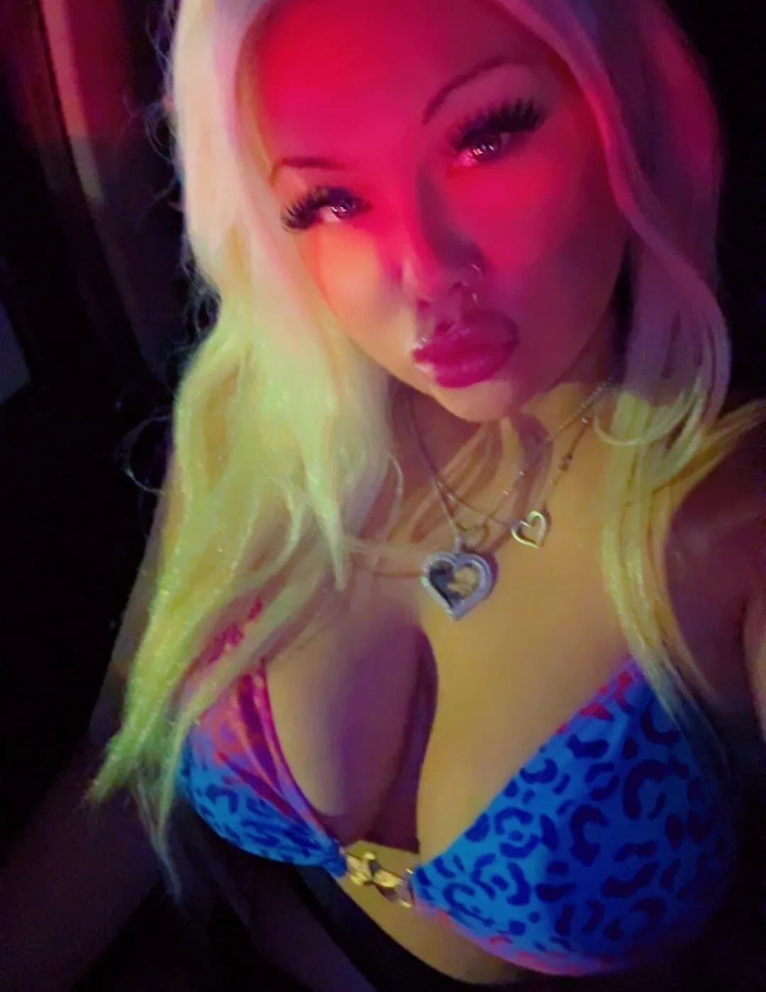 Iamhtxbarbie image