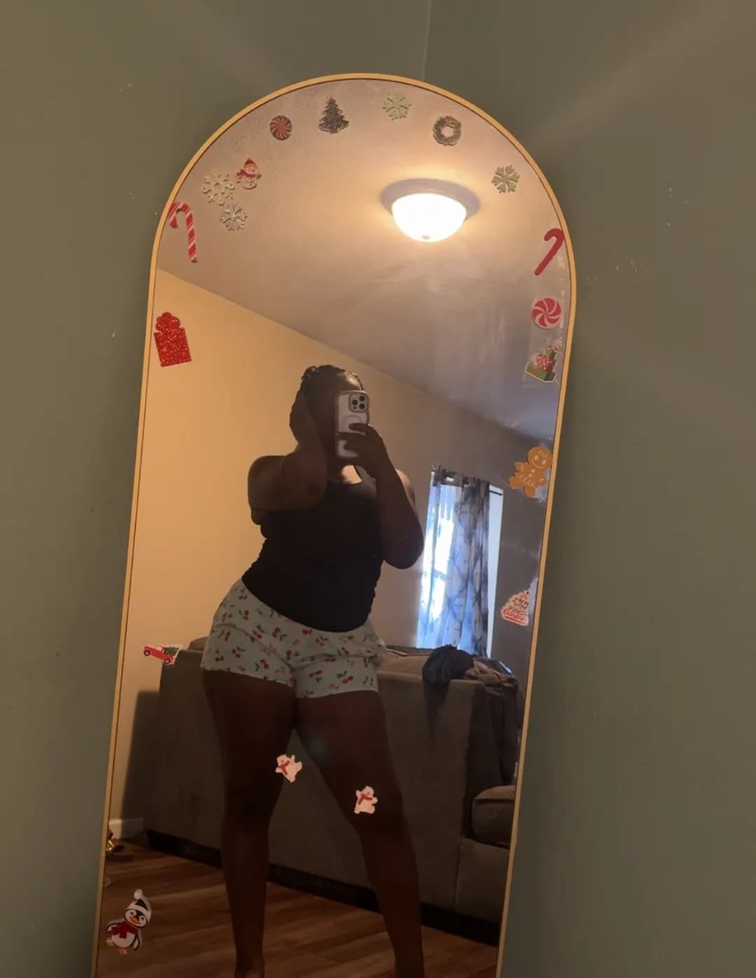 Ty Renee image