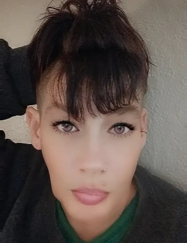 Ember-Lynn Van Jordan image