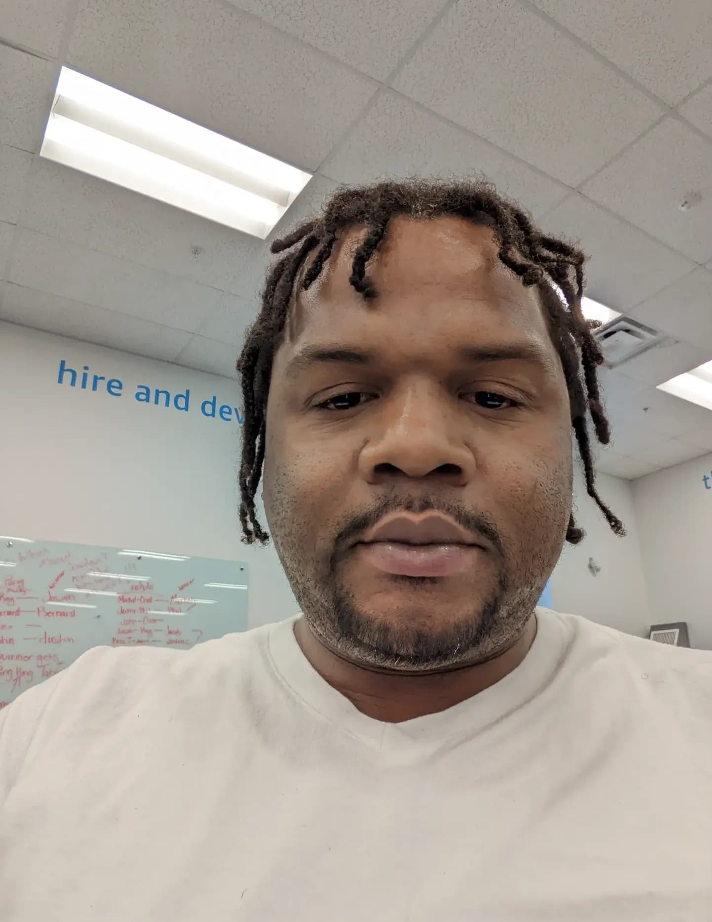 competitor ggJbE