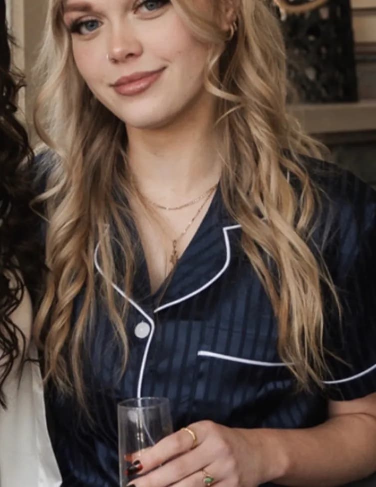 competitor AJzDx