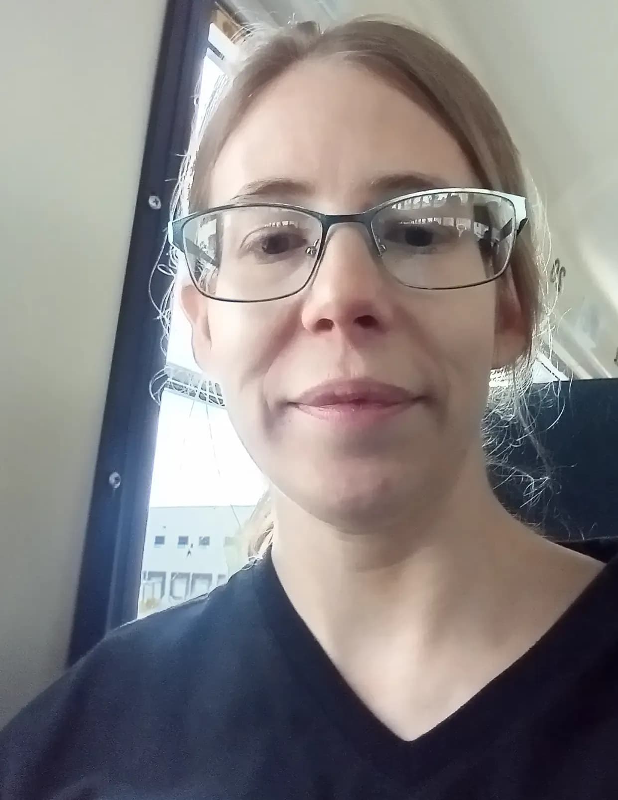Melissa J image