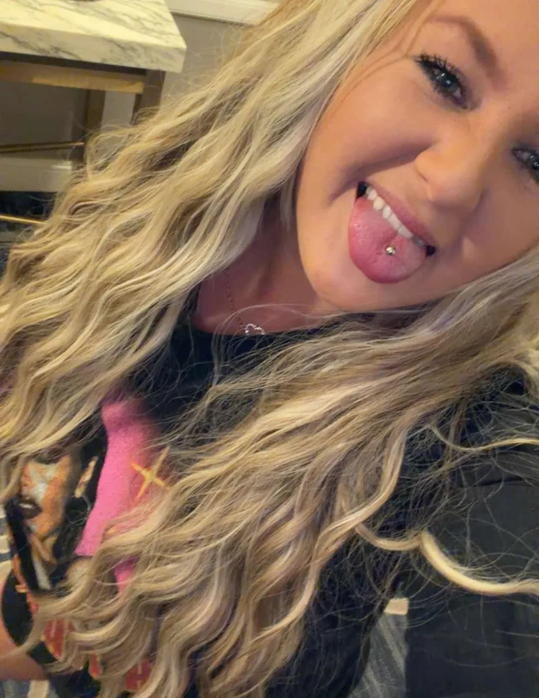 Taylor Brooke image